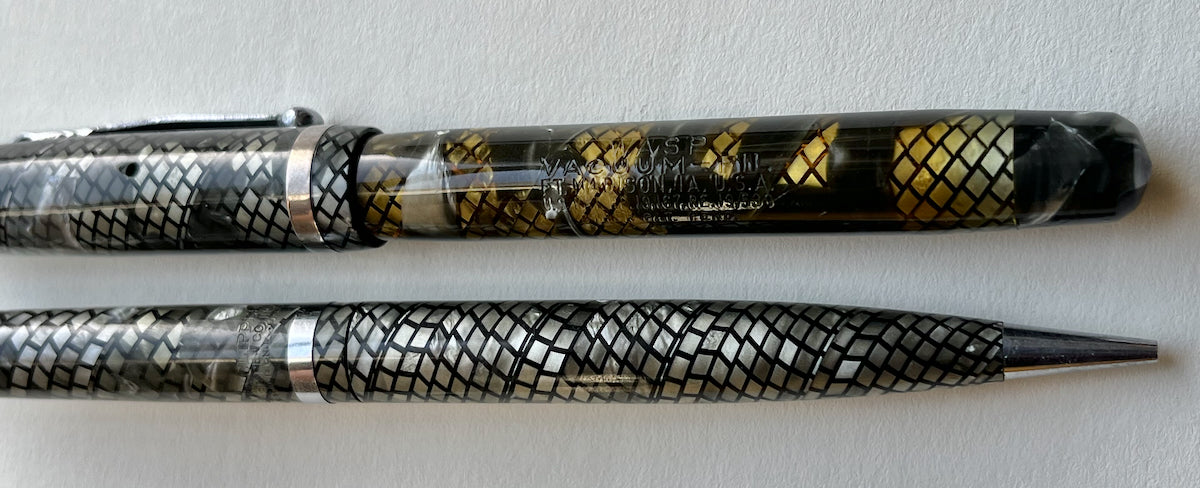 c.1938-9 WASP Vacuum-Fil Lizard Fountain Pen and Mechanical Pencil Set