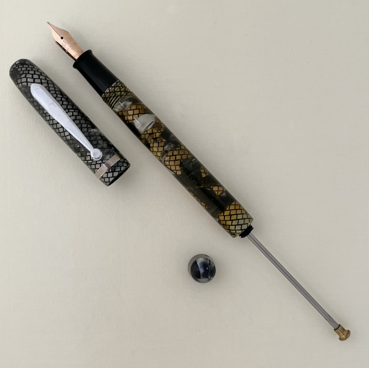 c.1938-9 WASP Vacuum-Fil Lizard Fountain Pen and Mechanical Pencil Set