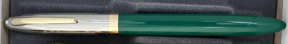 1950s NOS Sheaffer Snorkel Clipper Fountain Pen with Sticker - Pastel Green