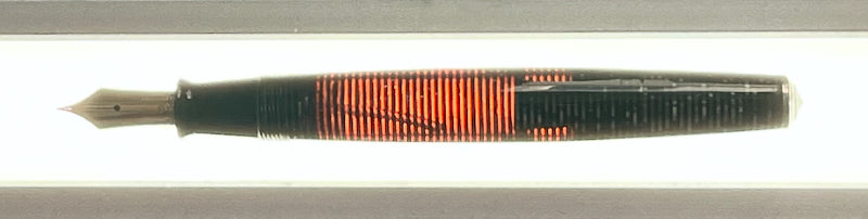 1939 Parker Vacumatic Senior Maxima Fountain Pen - Silver Pearl