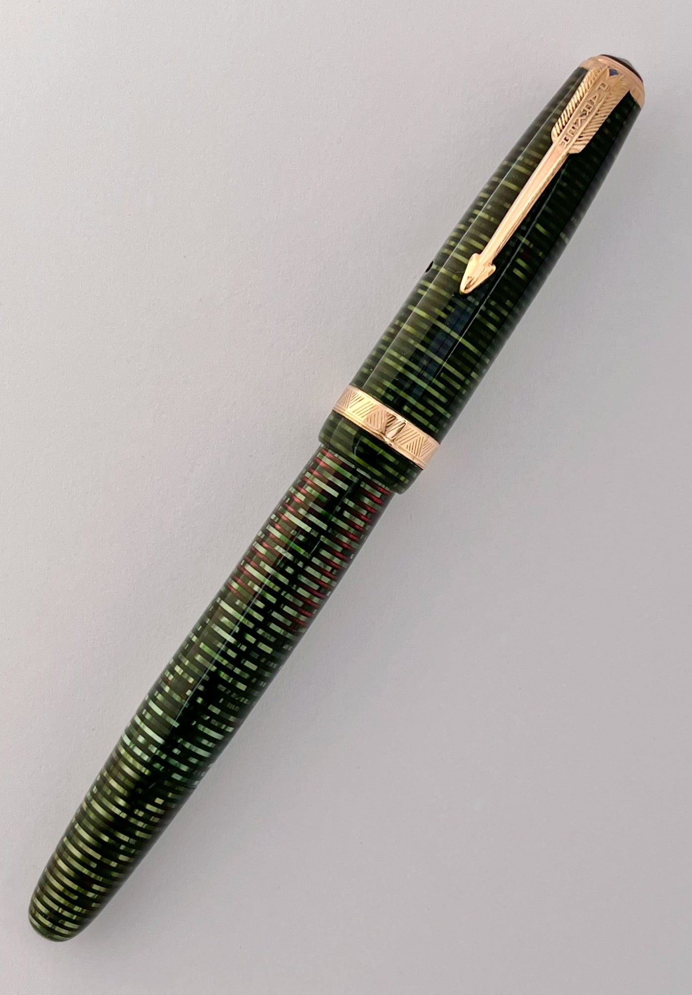 1946 Parker Vacumatic Major Fountain Pen - Emerald Pearl