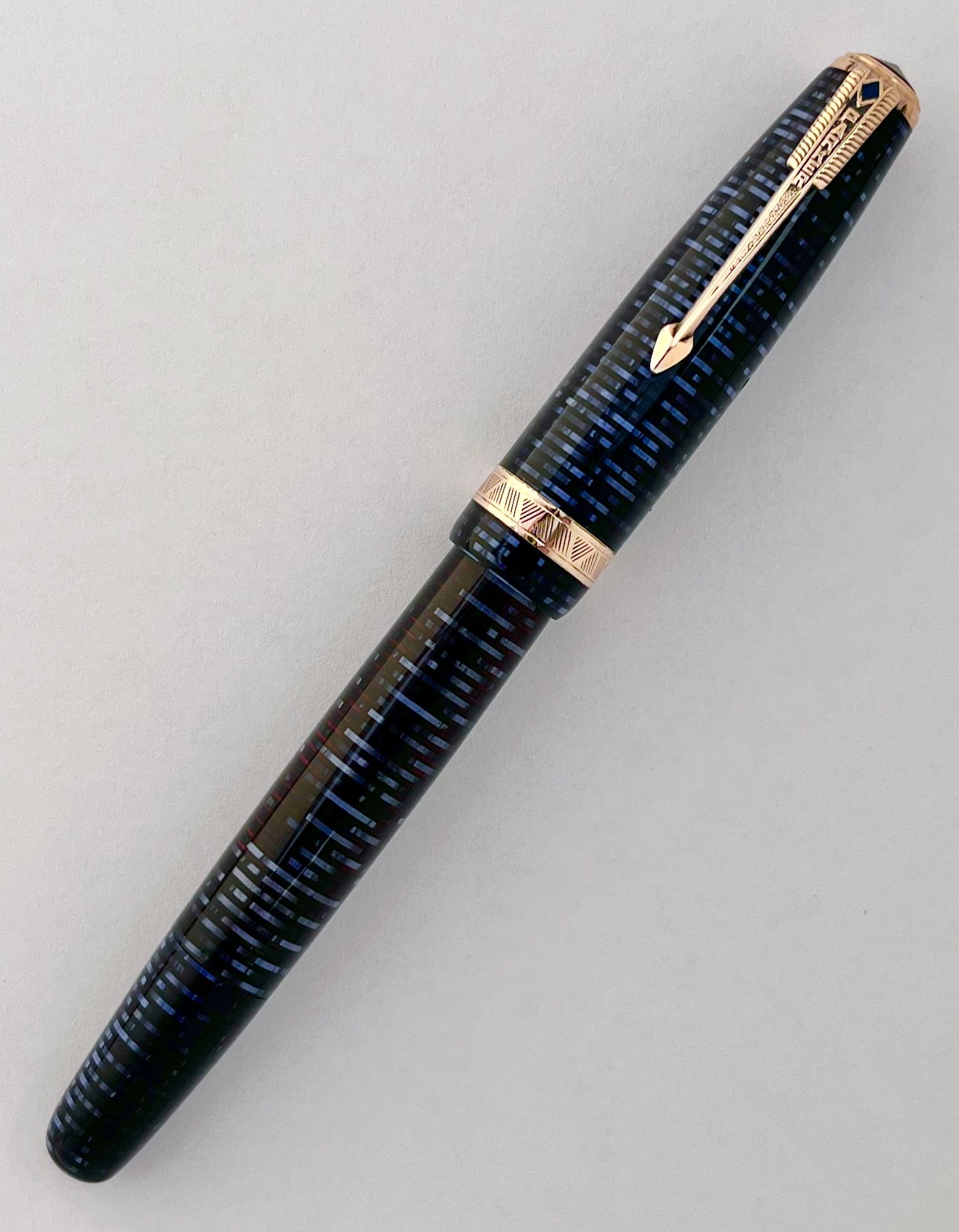 1945 Parker Vacumatic Major Fountain Pen - Azure Blue