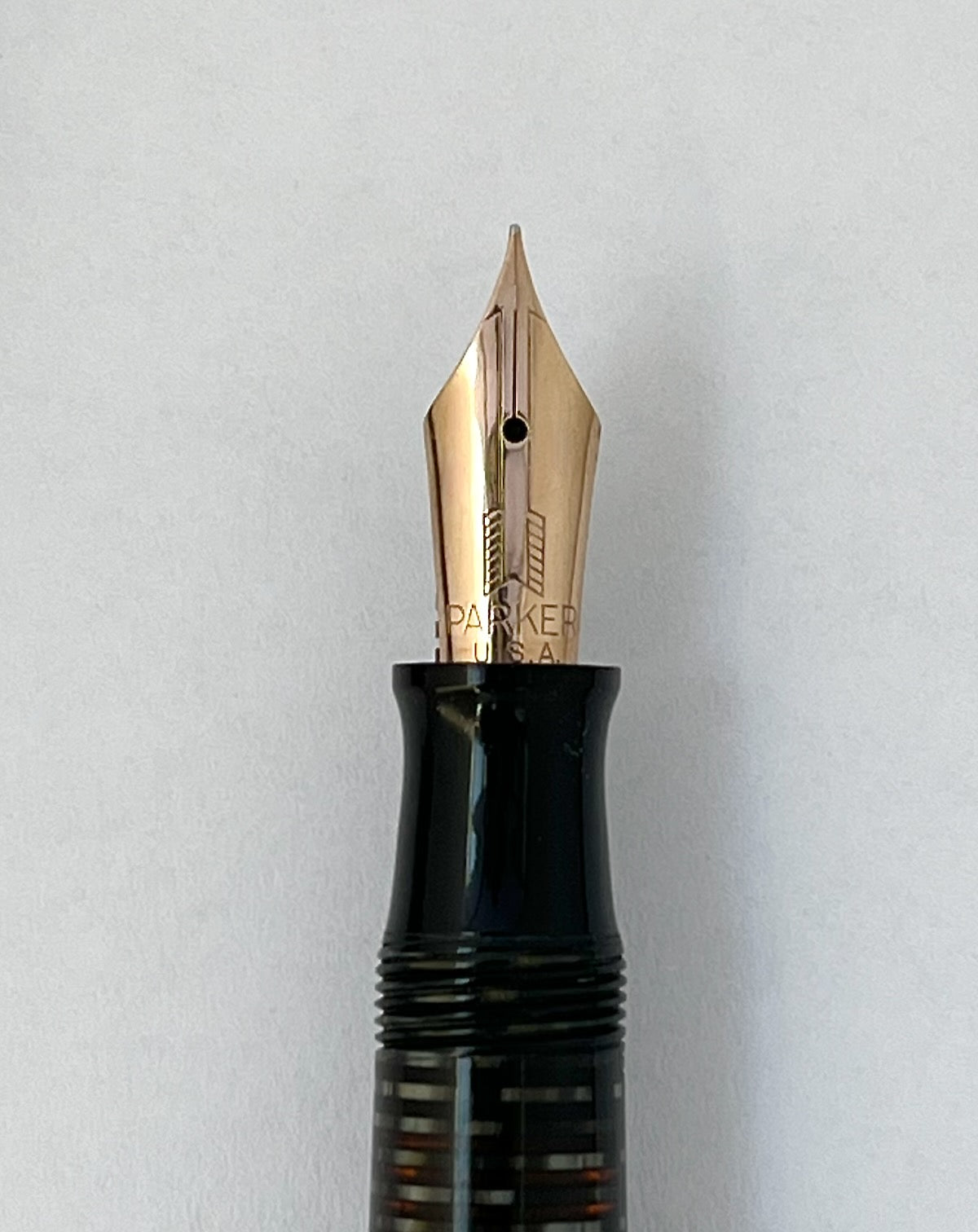 1940s Vacumatic Junior Fountain Pen - Silver Pearl