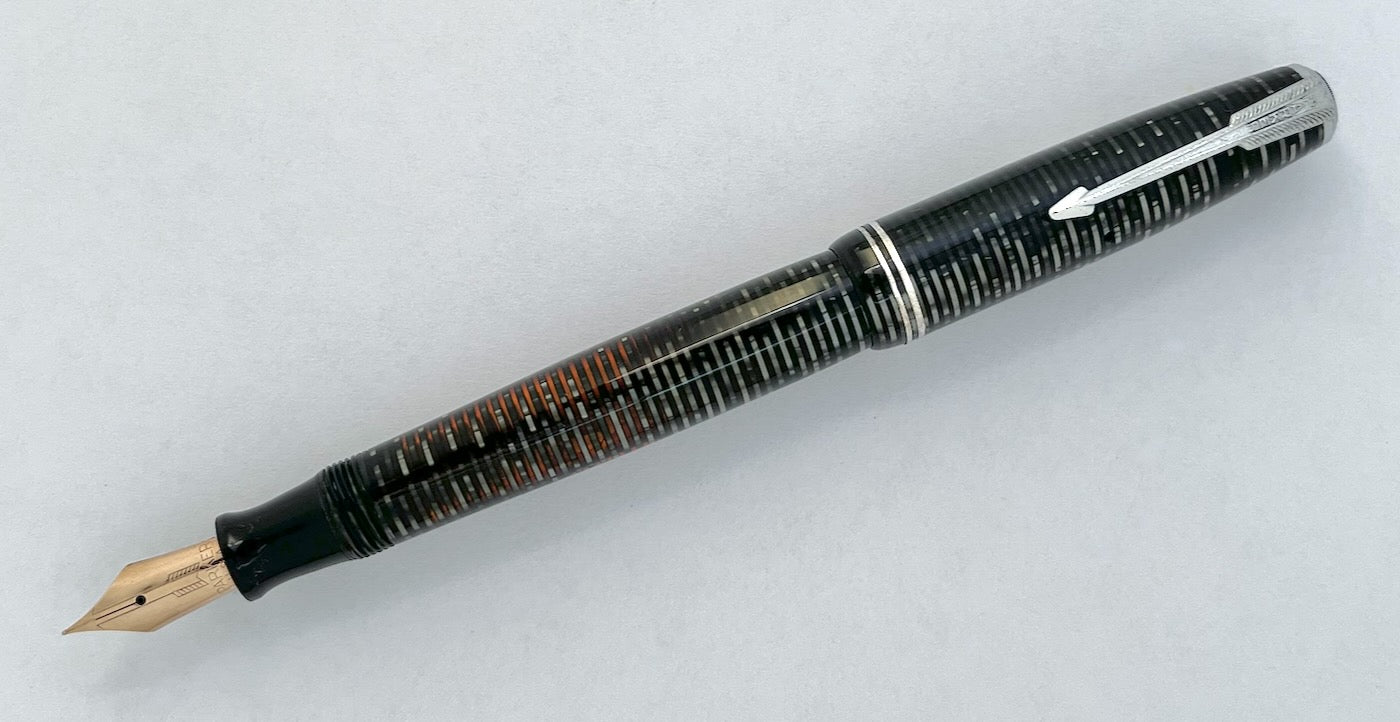 1940s Vacumatic Junior Fountain Pen - Silver Pearl