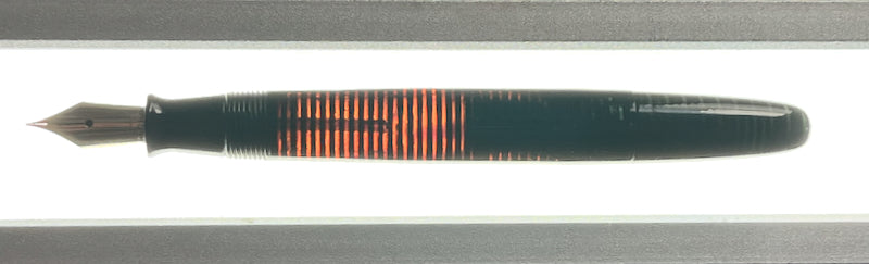 1944 Parker Vacumatic Debutante Fountain Pen - Emerald Pearl