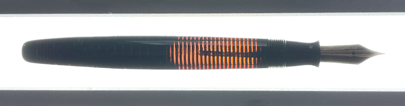 1945 Parker Vacumatic Major Fountain Pen - Golden Pearl