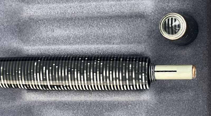 1939 Parker Vacumatic Senior Maxima Fountain Pen - Silver Pearl