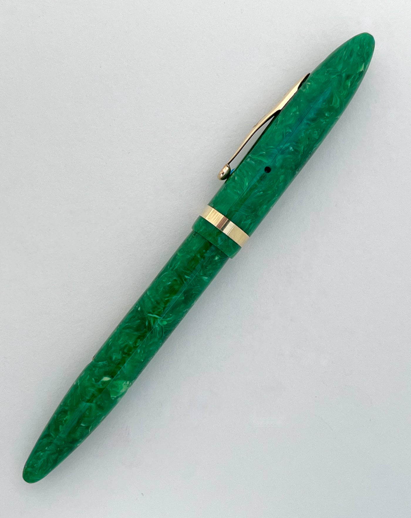 c.1934-35 Sheaffer Lifetime Long Balance Fountain Pen in Jade