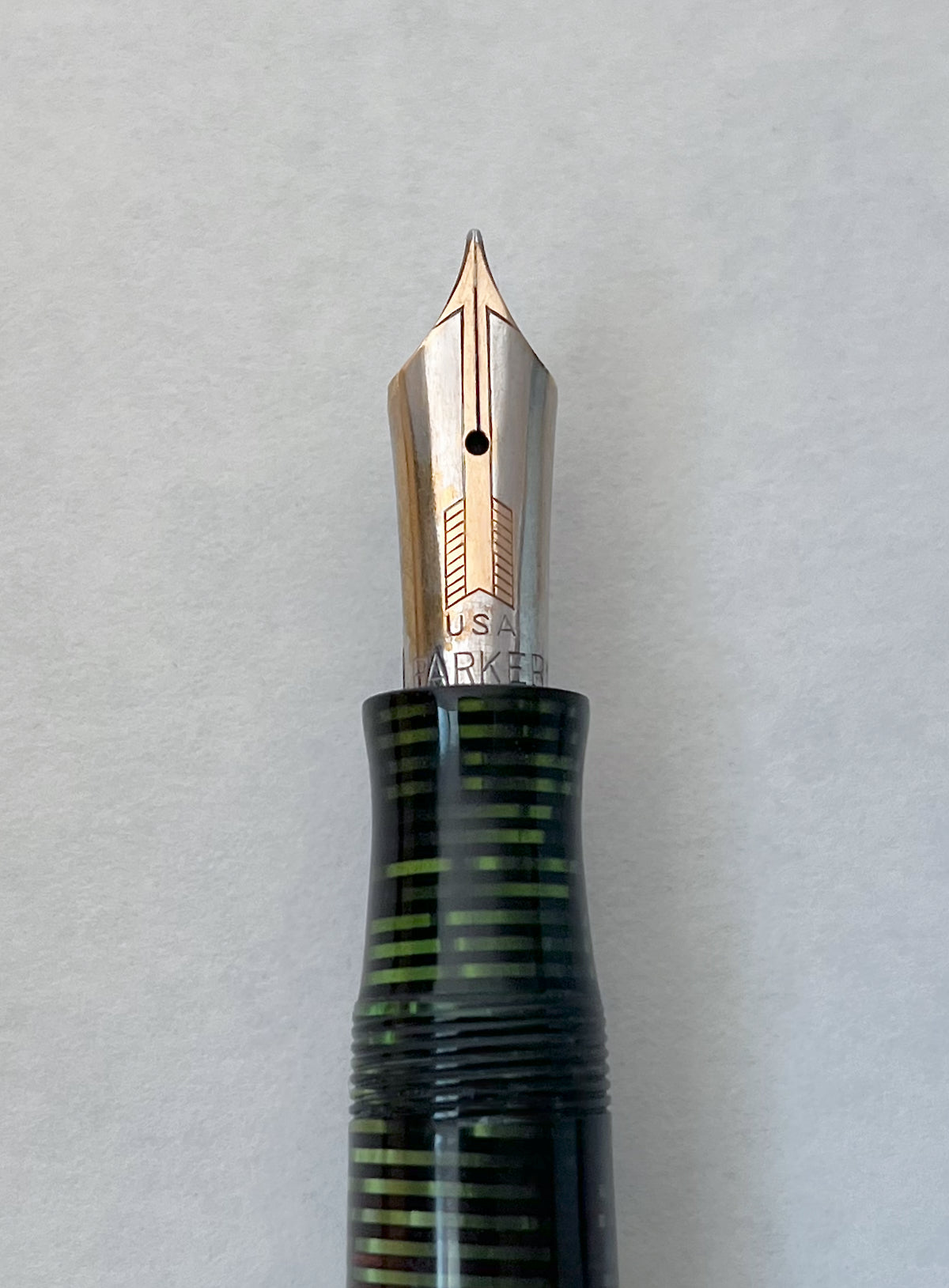 1937 Parker Vacumatic Senior Maxima Fountain Pen and Mechanical Pencil Set - Emerald Pearl