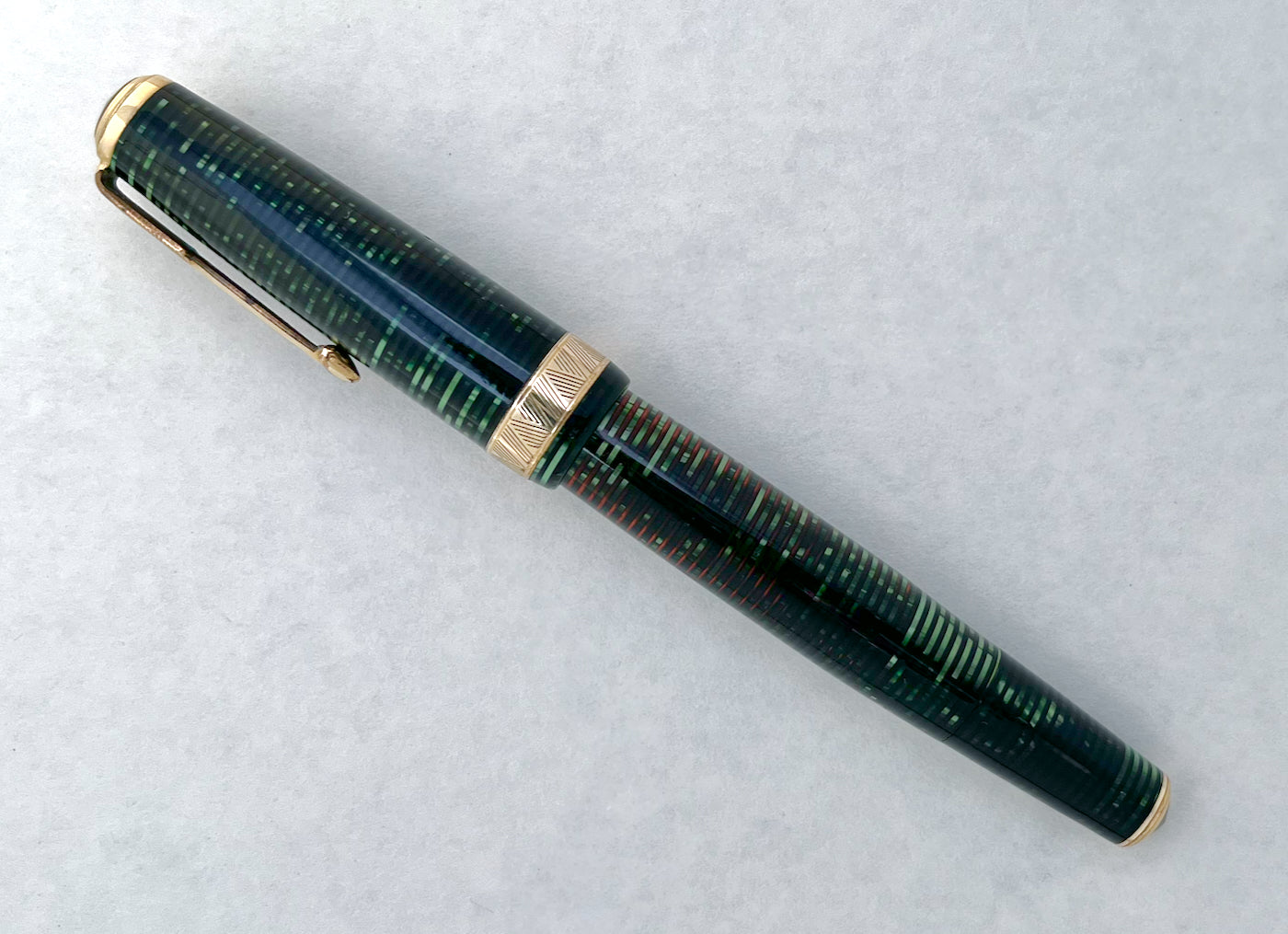 1937 Parker Vacumatic Senior Maxima Fountain Pen and Mechanical Pencil Set - Emerald Pearl