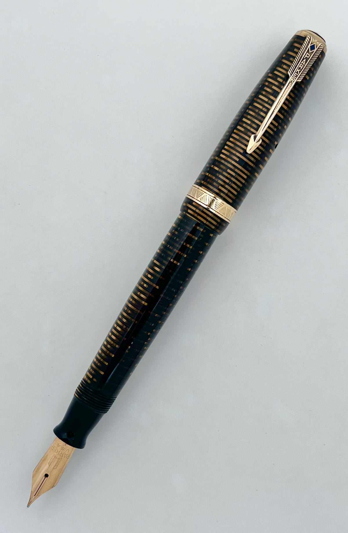 1945 Parker Vacumatic Major Fountain Pen - Golden Pearl