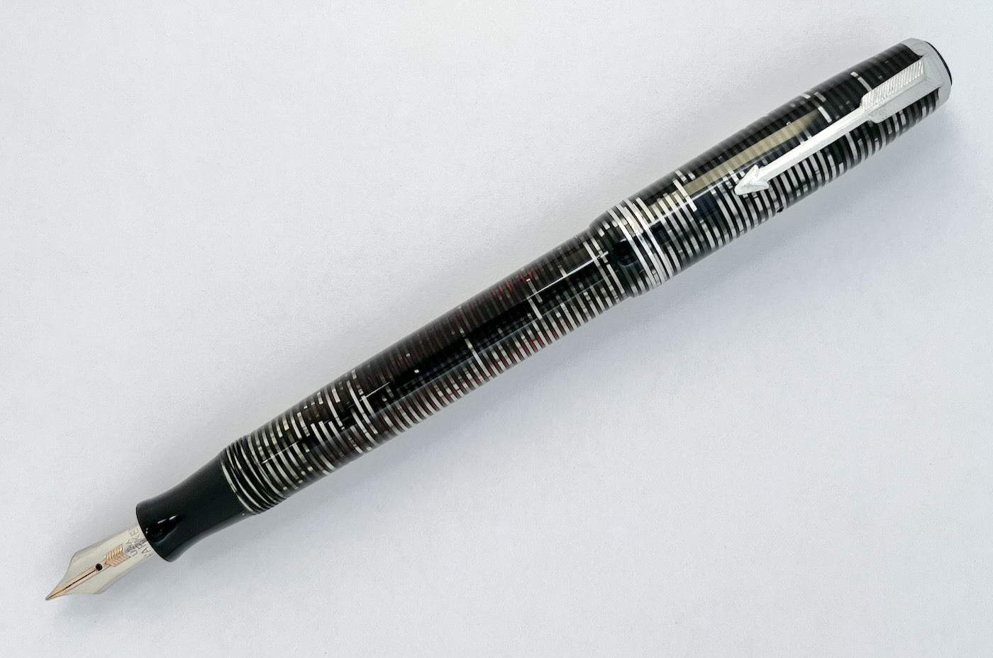 1937 Parker Vacumatic Standard Fountain Pen - Silver Pearl