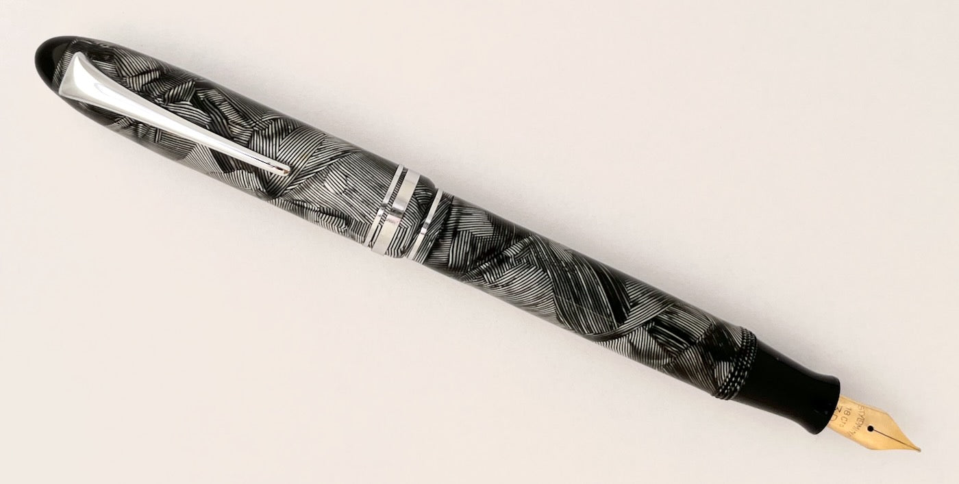 1940s-50s Stylomine 303 Fountain Pen - Accordion/Twist Filler