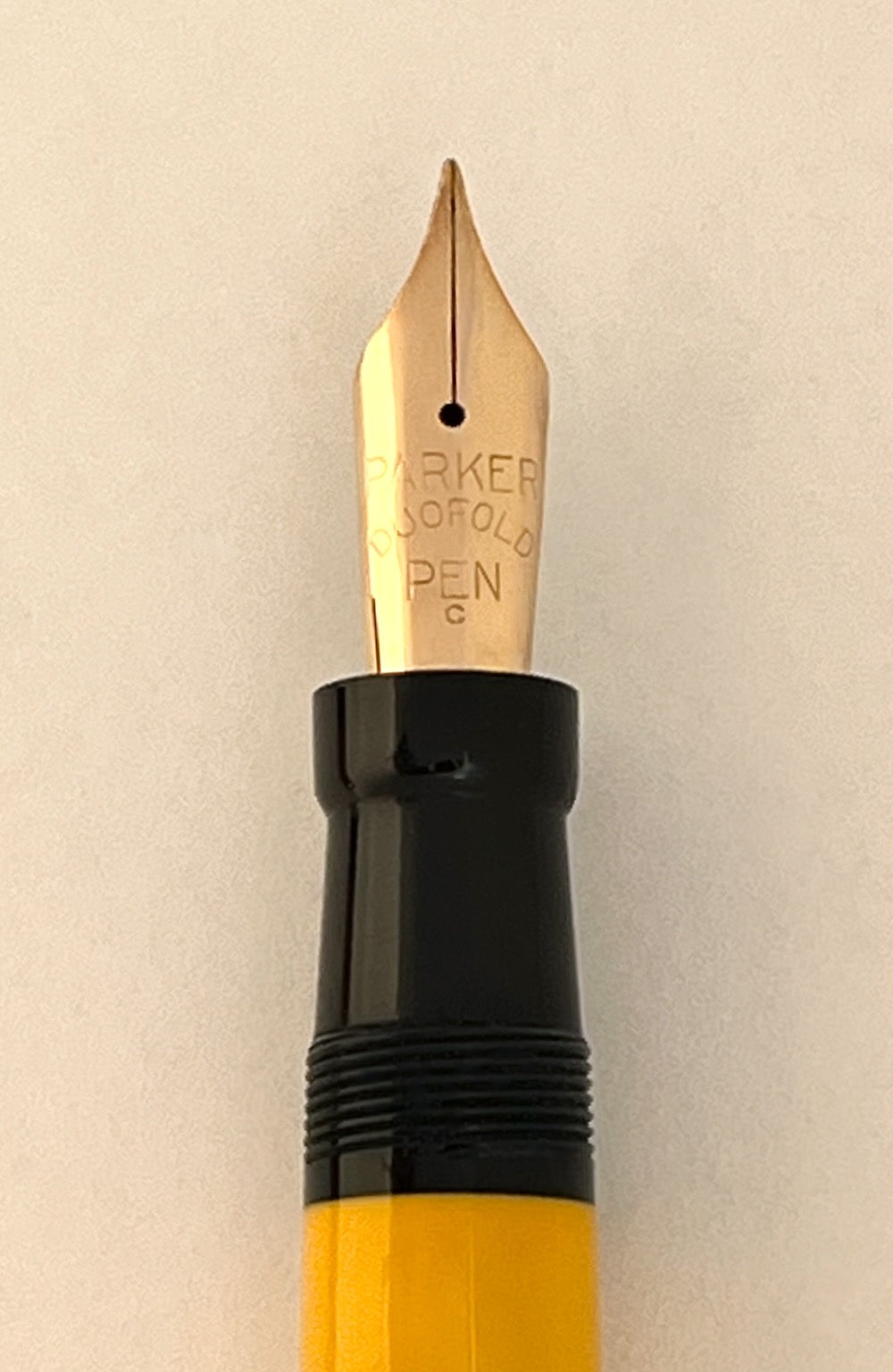 c.1928 Parker Duofold Senior Fountain Pen - MANDARIN YELLOW