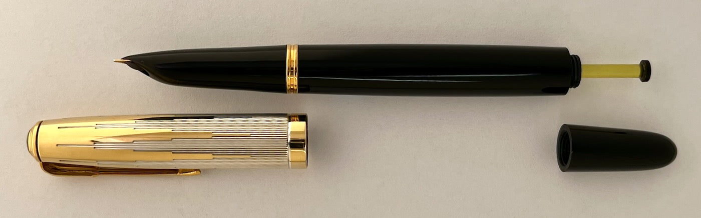 1946/2002 Parker 51 Vacumatic Fountain Pen - EMPIRE CAP