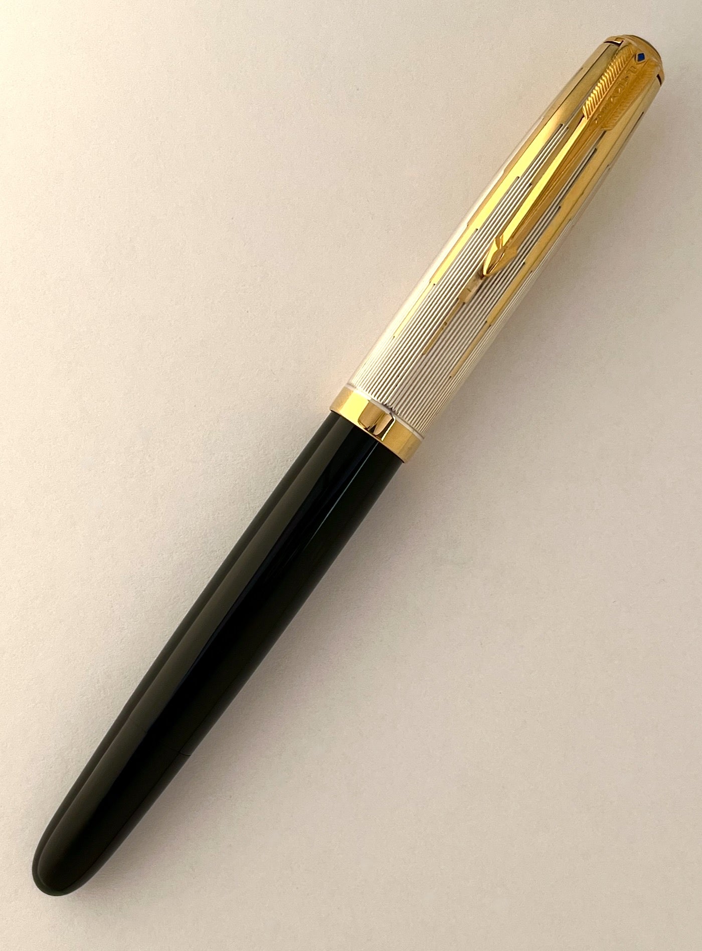 1946/2002 Parker 51 Vacumatic Fountain Pen - EMPIRE CAP