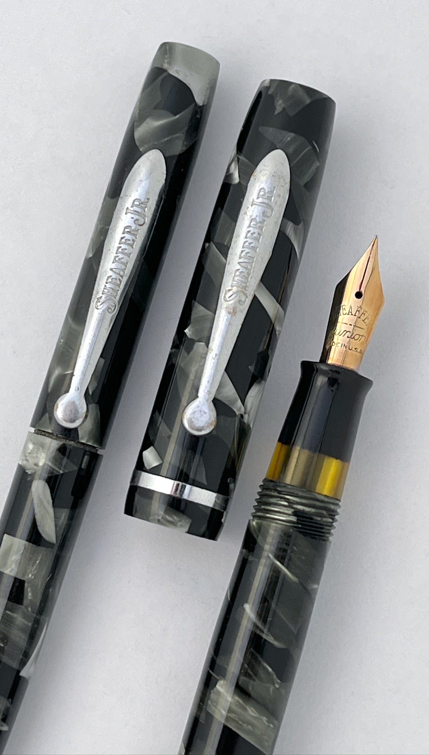 sheaffer junior vintage fountain pen restored 14k nib flex flexible grey pearl